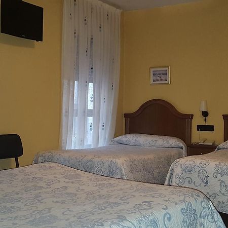 Hostal Guzman El Bueno By Gaiarooms Леон Экстерьер фото