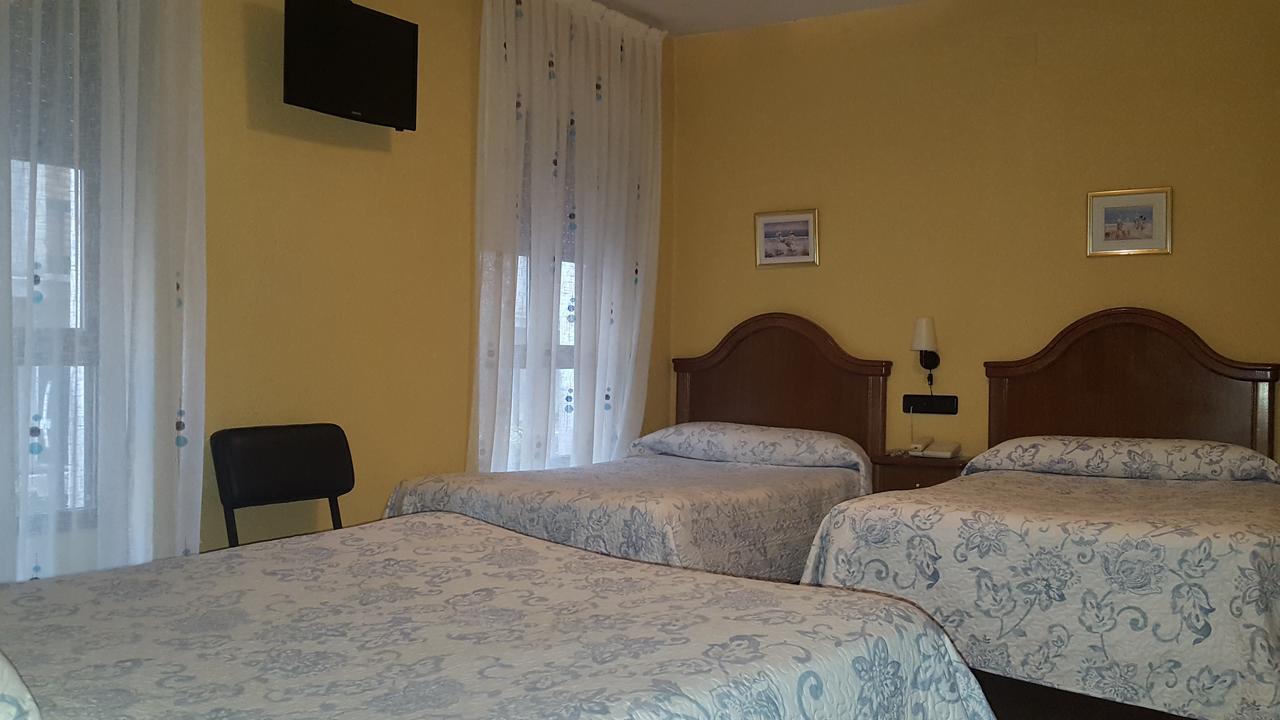 Hostal Guzman El Bueno By Gaiarooms Леон Экстерьер фото
